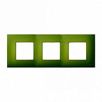 Рамка 3 поста 27 PLAY, зеленый артик |  код. 2700637-084 |  Simon